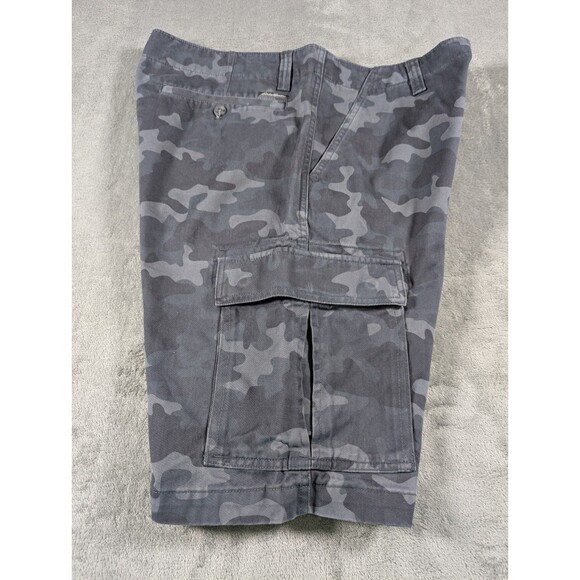 Eddie Bauer Camo Cargo Shorts Mens 33 Gray Bermuda Hiking Casual - Picture 4 of 12